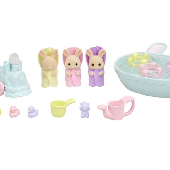 Calico Critters / Sylvanian Families Milk Rabbit Triplets Bat Gift Set - Picture 5 of 7